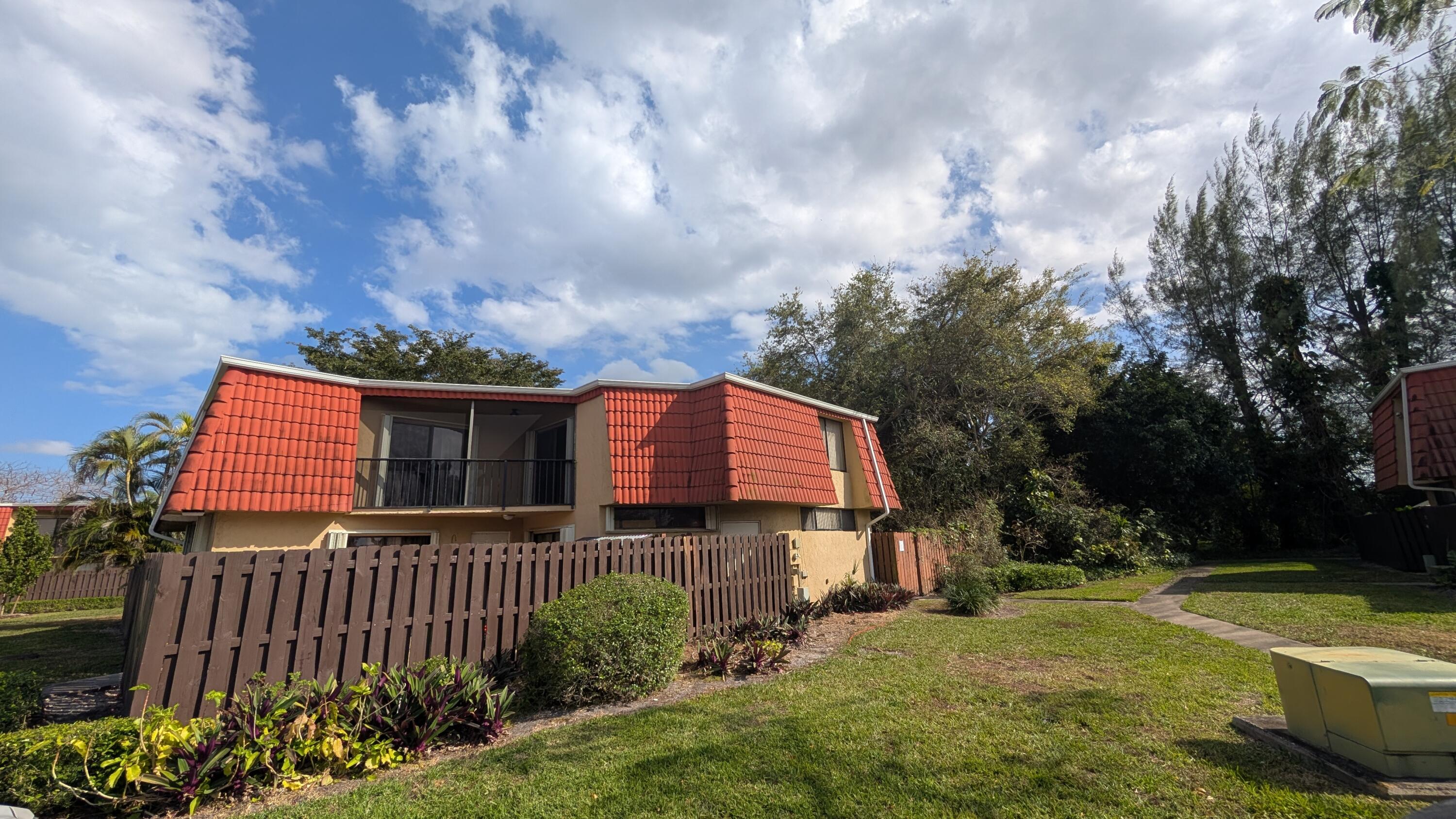 22970 Oxford Place, Unit D Boca Raton, FL 33433 - Photo 3 of 3 PXL_20260226_201507954.MP