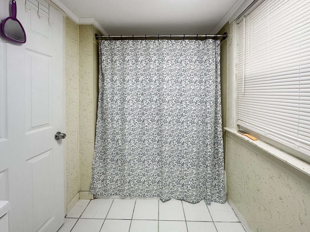 366 Alden Street Fall River, MA 02723 - Photo 14 of 23