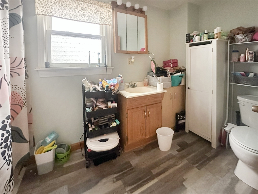 366 Alden Street Fall River, MA 02723 - Photo 18 of 23