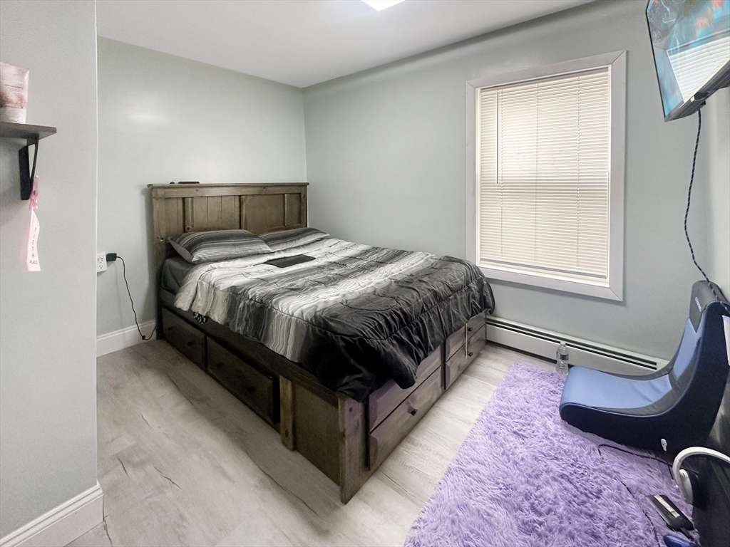 366 Alden Street Fall River, MA 02723 - Photo 6 of 23