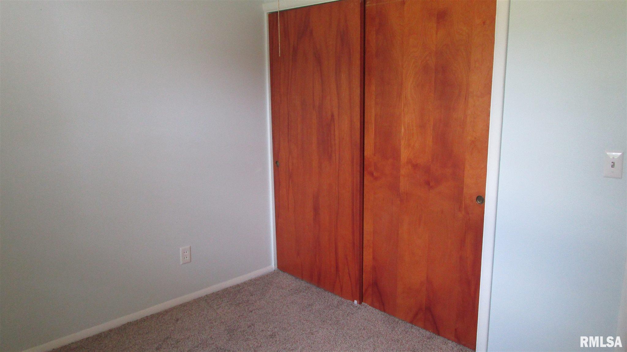 701 East 4th Street Flora, IL 62839 - Photo 21 of 41 Gallery Image 21
