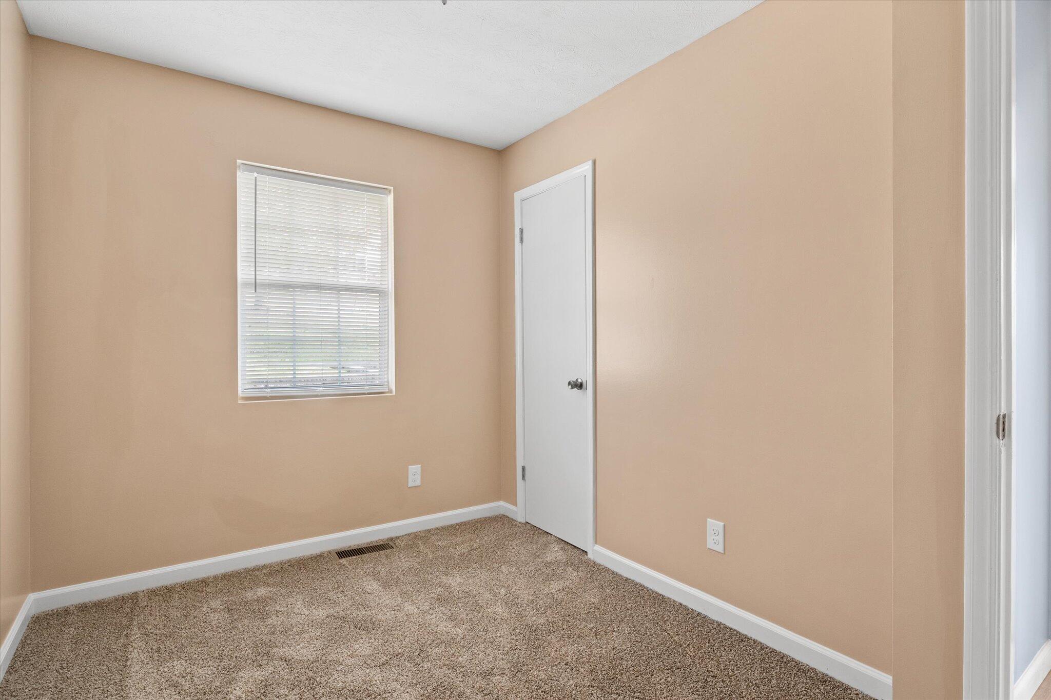 2455 Ford Hampton Road Winchester, KY 40391 - Photo 15 of 22 16-MG_2911