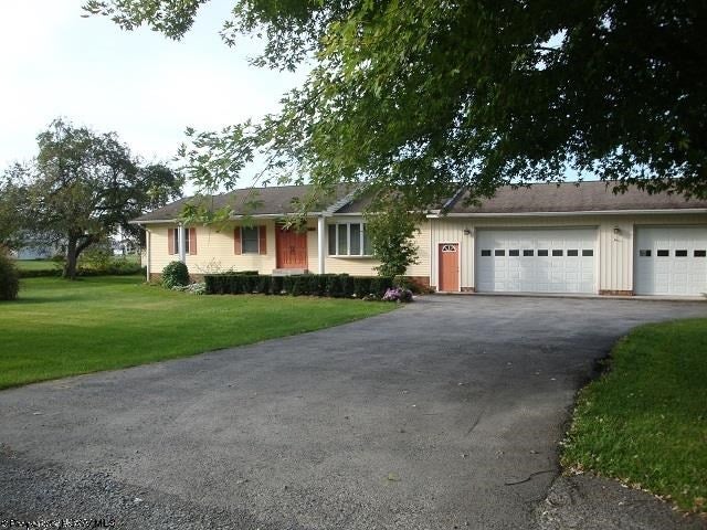324 Long Alley Reedsville, WV 26547 - Photo 2 of 20 Gallery Image 2