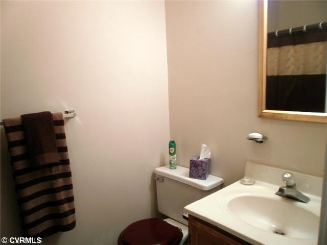 6413 Poplar Road Quinton, VA 23141 - Photo 13 of 18 Bedroom