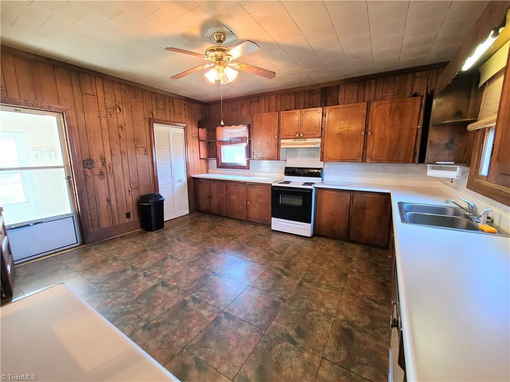 6930 Walnut Cove Road Walkertown, NC 27051 - Photo 10 of 28 Gallery Image 10