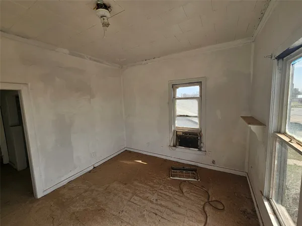 $44,500 | 605 East 13th Street, Big Spring, TX 79720