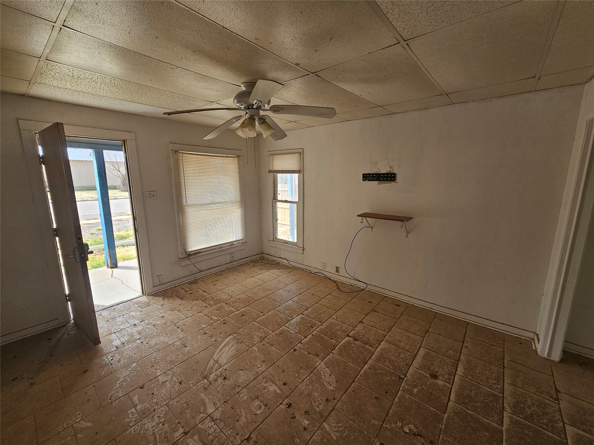 605 East 13th Street Big Spring, TX 79720 - Photo 4 of 23