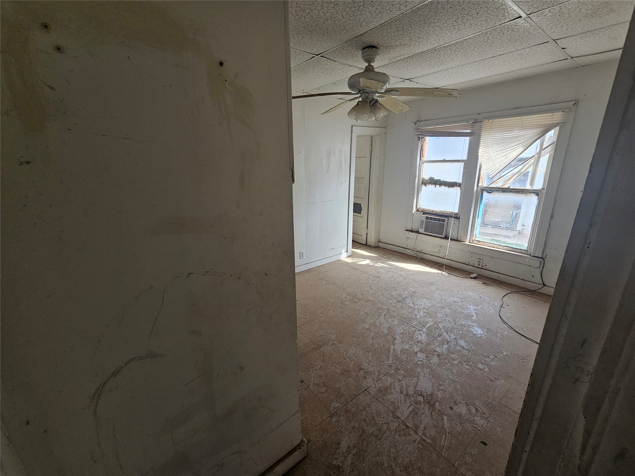 605 East 13th Street Big Spring, TX 79720 - Photo 6 of 23