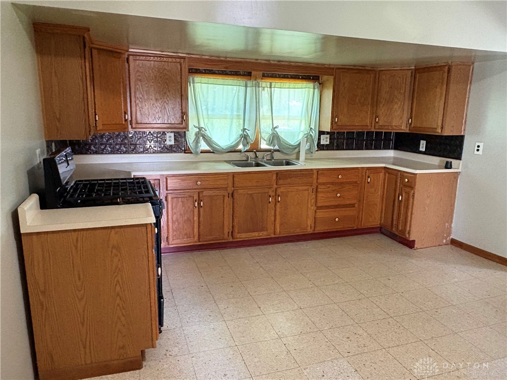 5306 Brown Road Versailles, OH 45380 - Photo 10 of 37