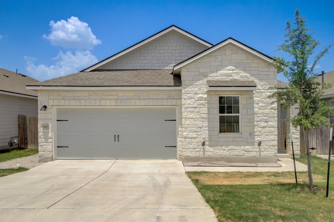 445 Gaida Loop Georgetown, TX 78628 - Photo 1 of 1 Gallery Image 1