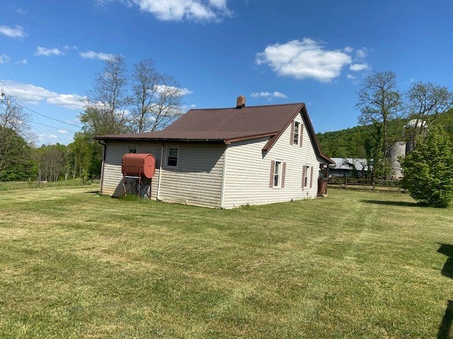 6524 Cedar Springs Road Speedwell, VA 24374 - Photo 32 of 39 Gallery Image 32