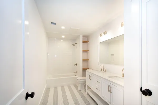 $2,299,000 | 615 Keene Street, Duxbury, MA 02332