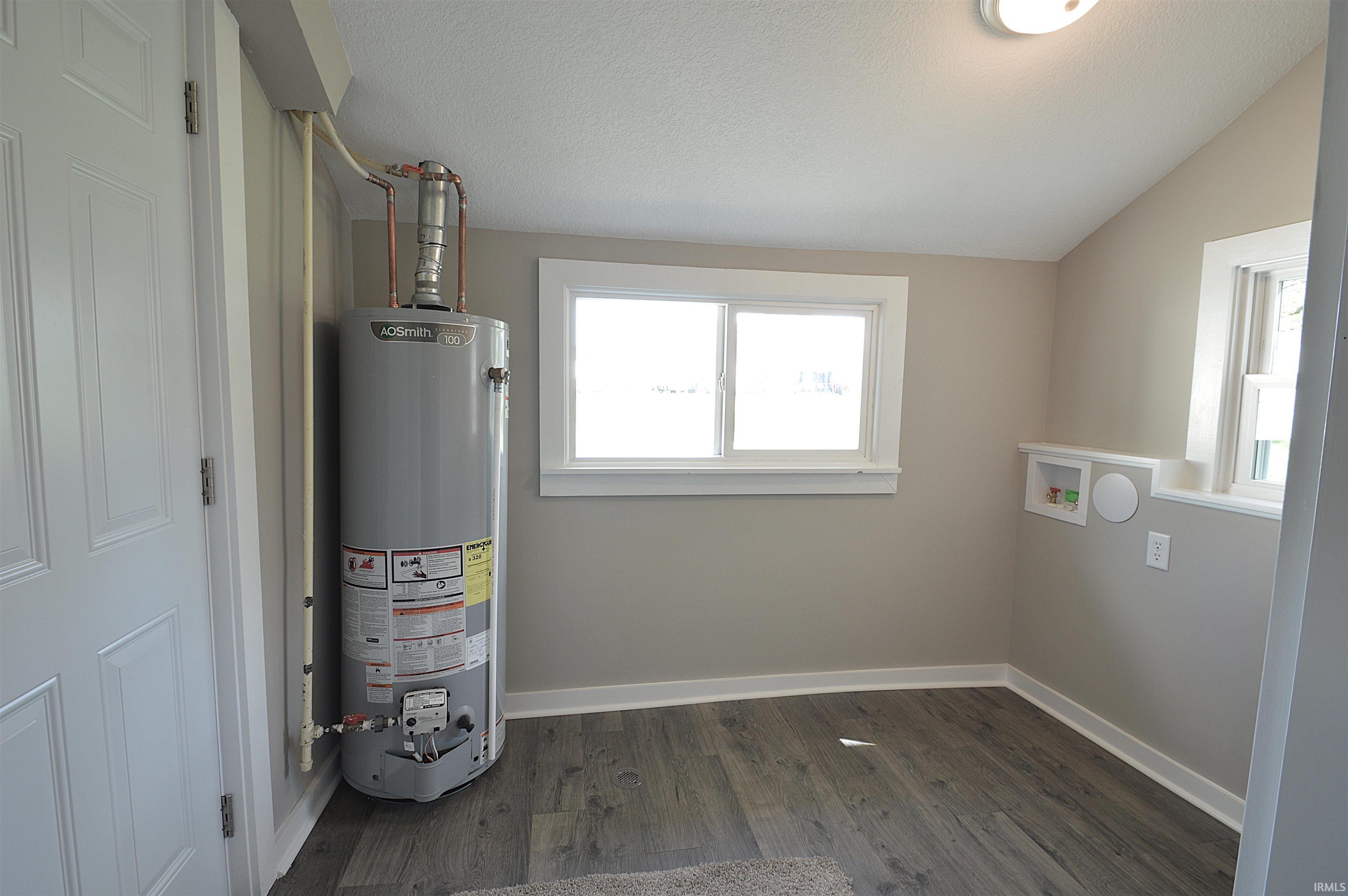 903 Winchester Street Decatur, IN 46733 - Photo 12 of 32