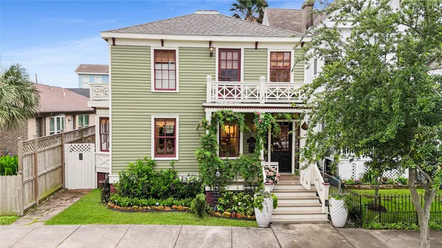 $649,000 | 1305 Postoffice Street, Galveston, TX 77550