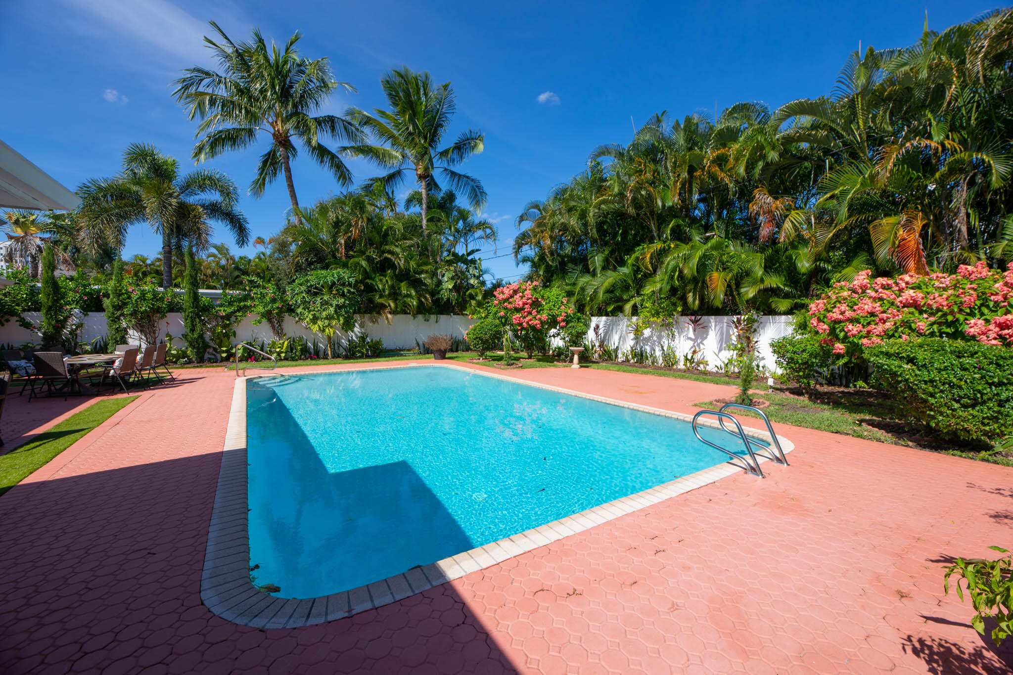 349 Northeast 2nd Street Boca Raton, FL 33432 - Photo 45 of 49 Pool Area