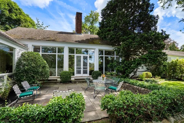a house view with a sitting space