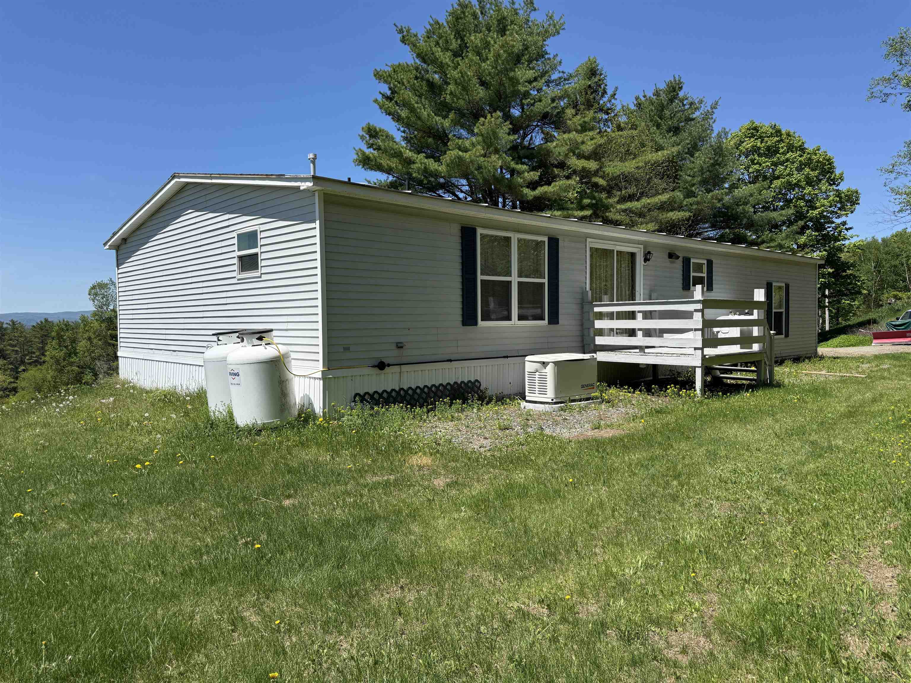 96 Walsh Road Waterford, VT 05819 - Photo 3 of 21