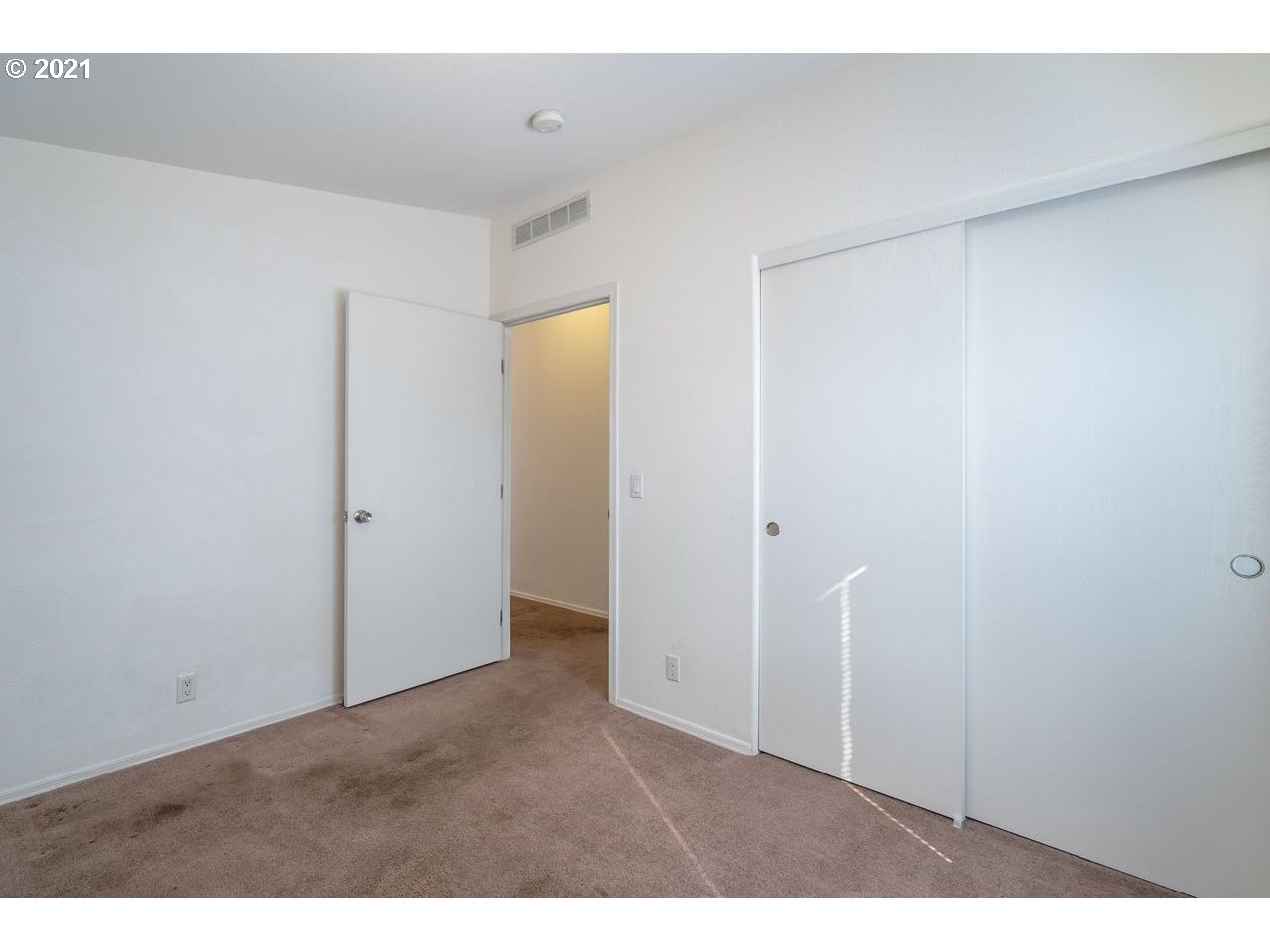 2525 Maia Loop Springfield, OR 97477 - Photo 23 of 27 a view of an empty room