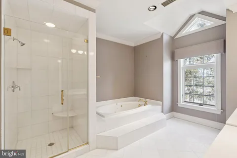 $1,500,000 | 821 Oxford Crest, Villanova, PA 19085