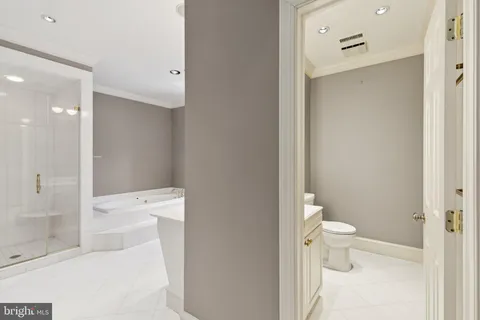 $1,500,000 | 821 Oxford Crest, Villanova, PA 19085