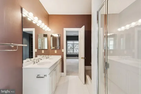 $1,500,000 | 821 Oxford Crest, Villanova, PA 19085