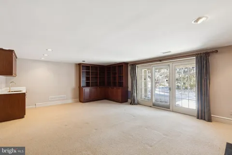 $1,500,000 | 821 Oxford Crest, Villanova, PA 19085