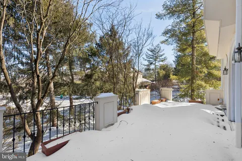 $1,500,000 | 821 Oxford Crest, Villanova, PA 19085