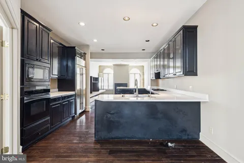 $1,500,000 | 821 Oxford Crest, Villanova, PA 19085