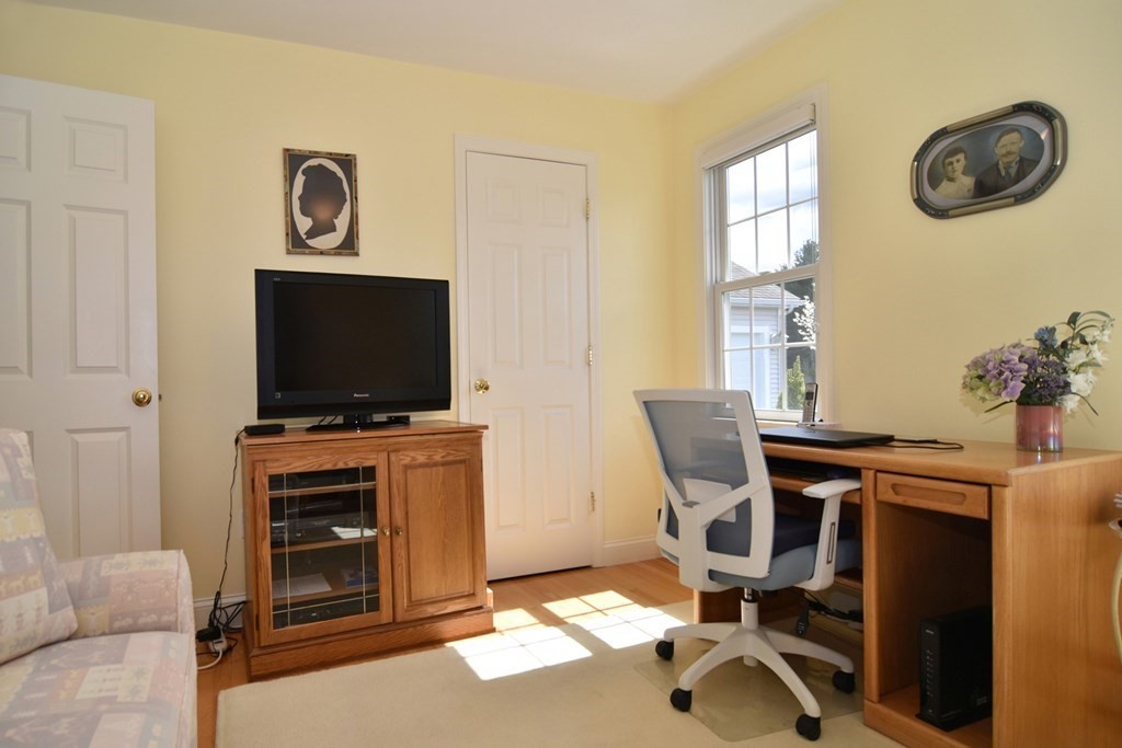 5 Madison Circle, Unit 5 Rehoboth, MA 02769 - Photo 29 of 42