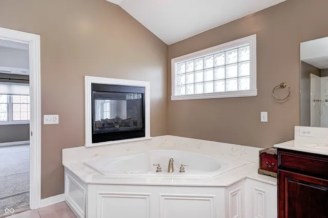 $1,100,000 | 2009 West 250 North, Lebanon, IN 46052