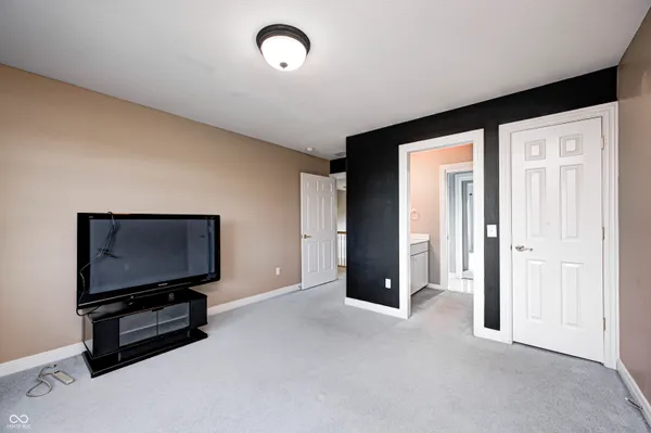 $1,100,000 | 2009 West 250 North, Lebanon, IN 46052