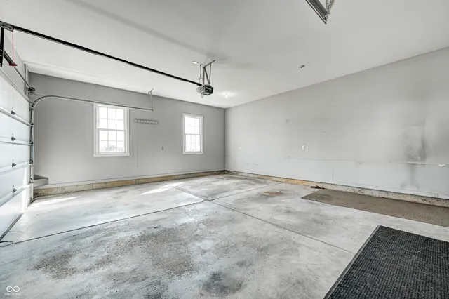 $1,100,000 | 2009 West 250 North, Lebanon, IN 46052