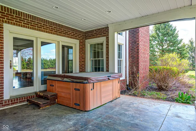 $1,100,000 | 2009 West 250 North, Lebanon, IN 46052