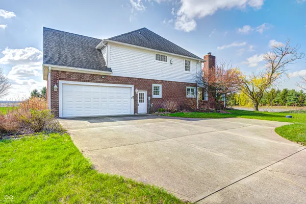 $1,100,000 | 2009 West 250 North, Lebanon, IN 46052