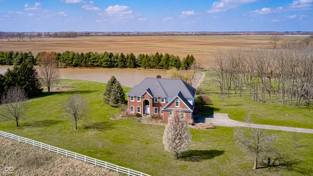 $1,100,000 | 2009 West 250 North, Lebanon, IN 46052