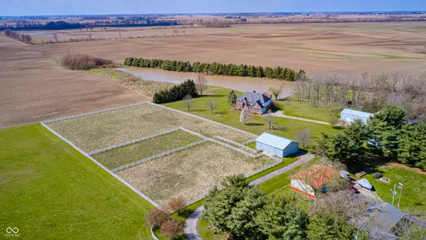 $1,100,000 | 2009 West 250 North, Lebanon, IN 46052