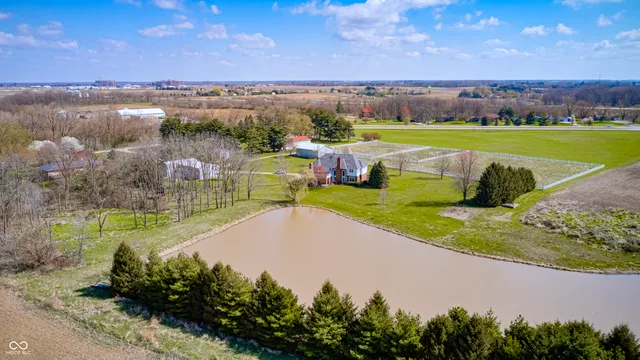 $1,100,000 | 2009 West 250 North, Lebanon, IN 46052