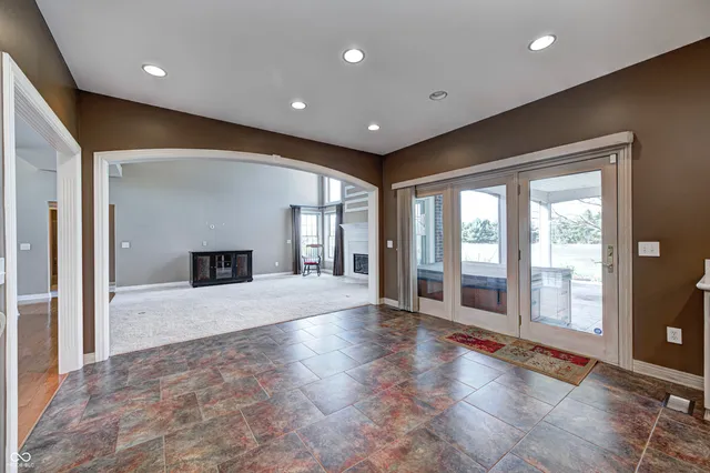 $1,100,000 | 2009 West 250 North, Lebanon, IN 46052