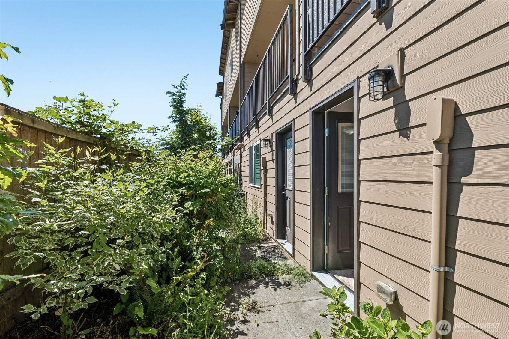 22923 79th Lane West, Unit B Edmonds, WA 98026 - Photo 26 of 27
