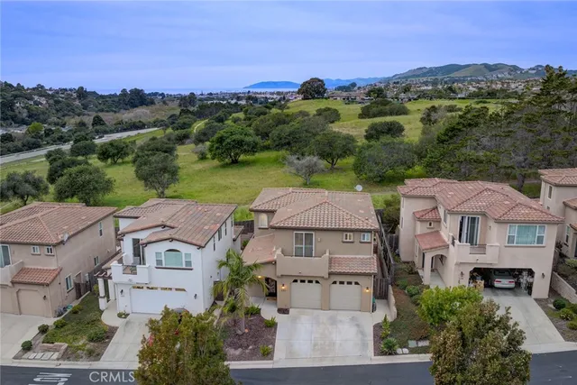$1,050,000 | 120 Village Circle, Pismo Beach, CA 93449