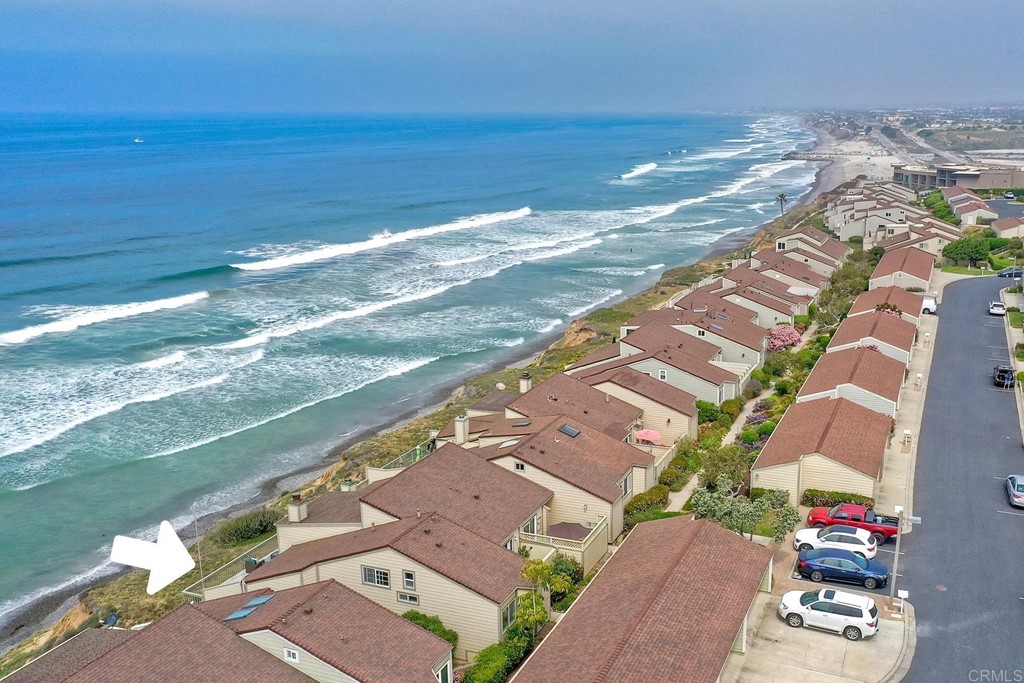 1808 Parliament Road Encinitas, CA 92024 - Photo 3 of 49