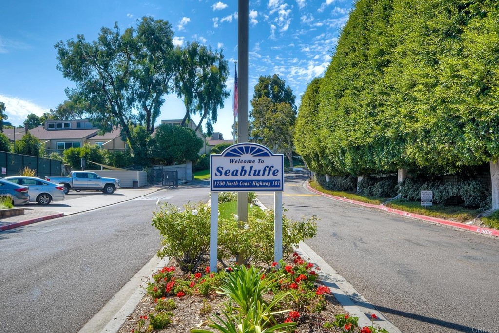 1808 Parliament Road Encinitas, CA 92024 - Photo 45 of 49 Seabluffe has 24hr gated security!