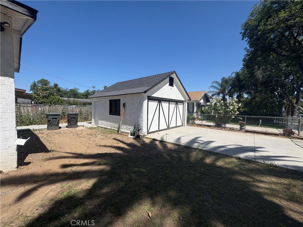 3395 Franklin Avenue Riverside, CA 92507 - Photo 43 of 55 a view of backyard of house