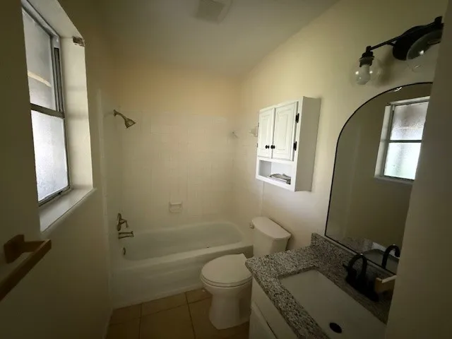 $1,695 | 2137 Meadowlight Parkway, Corpus Christi, TX 78414