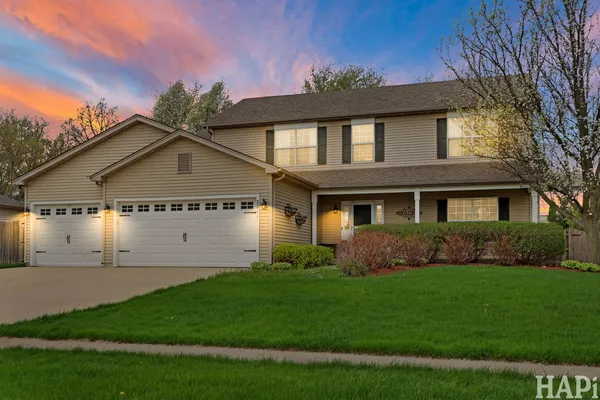 $500,000 | 2211 Hazelwood Drive, McHenry, IL 60051