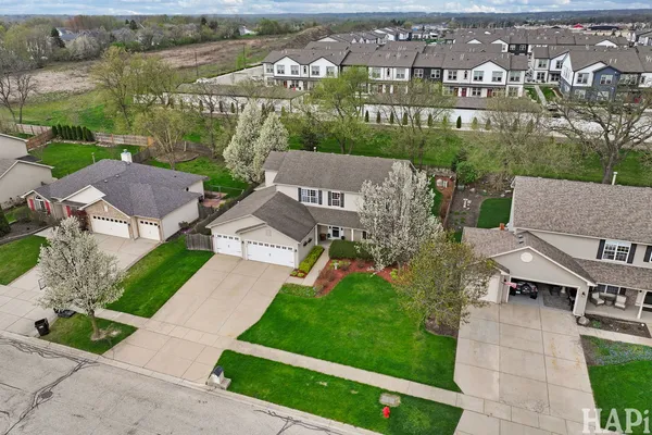 $515,000 | 2211 Hazelwood Drive, McHenry, IL 60051