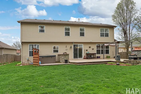 $515,000 | 2211 Hazelwood Drive, McHenry, IL 60051