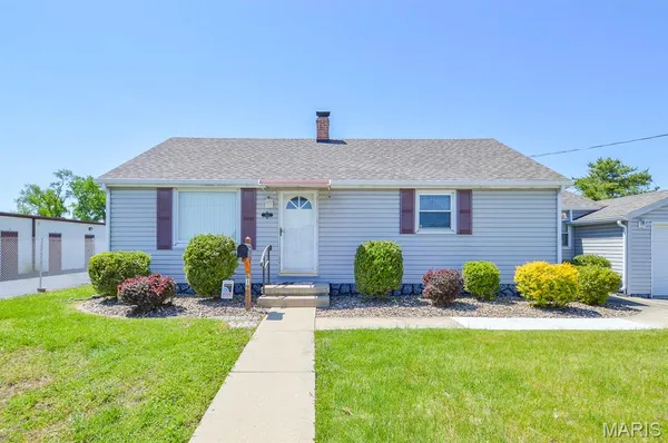 $60,000 | 619 South Independence Street, Mascoutah, IL 62258