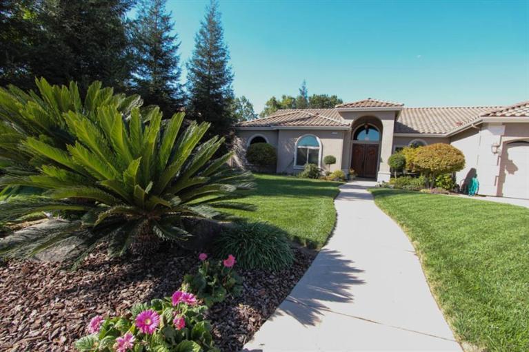 2439 Rodeo Street Selma, CA 93662 - Photo 2 of 60 Gallery Image 2