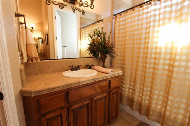 2439 Rodeo Street Selma, CA 93662 - Photo 46 of 60 Gallery Image 46